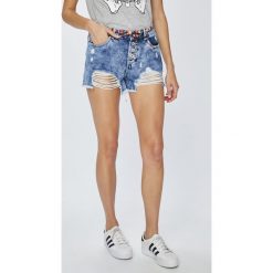 Only - Szorty Divine. Niebieskie szorty jeansowe damskie marki ONLY, casualowe, z podwyższonym stanem. W wyprzedaży za 59,90 zł.