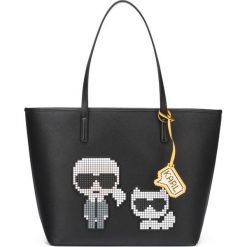 Karl Lagerfeld K/Pixel Karl & Choupette Torebka Czarny. Czarne torebki klasyczne damskie KARL LAGERFELD, bez wzorów, ze skóry, bez dodatków. Za 1294,95 zł.