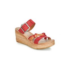 Klapki Airstep / A.S.98 NOA MULE. Czerwone klapki damskie marki Airstep / A.S.98, bez wzorów, bez obcasa. Za 839,00 zł.