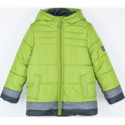 Coccodrillo - Kurtka dziecięca 92-122 cm. Zielone kurtki chłopięce COCCODRILLO, bez wzorów, z tkaniny, długie, z kapturem. Za 189,90 zł.