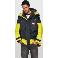 Tommy Hilfiger - Kurtka. Niebieskie płaszcze męskie TOMMY HILFIGER, xl, bez wzorów, z poliamidu, z kapturem. W wyprzedaży za 949,90 zł.
