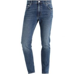 Weekday FRIDAY Jeansy Slim Fit dry blue. Niebieskie rurki męskie Weekday. Za 299,00 zł.
