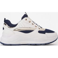 Biało-Granatowe Sneakersy Mcmahon. Niebieskie sneakersy damskie Born2be, z jeansu. Za 99,99 zł.