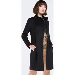 Płaszcz damski 87-9W-103-1. Czarne płaszcze damskie Wittchen, bez wzorów, z wiskozy, eleganckie. Za 599,00 zł.