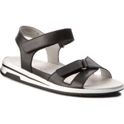 Sandały CAPRICE - 9-28610-20 Black Nappa 022. Czarne klapki damskie Caprice, bez wzorów, ze skóry, bez obcasa. W wyprzedaży za 119,00 zł.