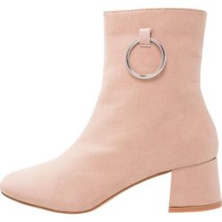 Botki damskie lity: Public Desire ARUBA Botki blush