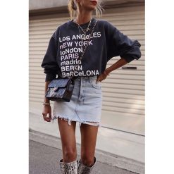 Bluza damska LEILANI. Czarne bluzy sportowe damskie Bluza damska LEILANI, s, bez wzorów, z długim rękawem, długie, bez kaptura. W wyprzedaży za 49,00 zł.