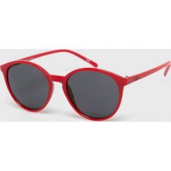 Vans - Okulary. Czerwone okulary przeciwsłoneczne damskie Vans, owalne. Za 69,90 zł.