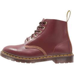 Buty zimowe męskie: Dr. Martens 101 ARC 6 EYE Botki sznurowane oxblood