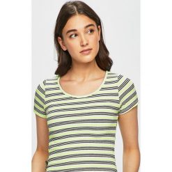 Haily's - Top. Żółte bluzki damskie Haily's, s, bez wzorów, z elastanu, z okrągłym kołnierzem. W wyprzedaży za 29,90 zł.