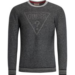 Sweter Guess M94R50 Z25R1. Szare swetry męskie Guess, xxl, z aplikacjami, z bawełny, klasyczne, z klasycznym kołnierzykiem, bez kaptura. W wyprzedaży za 209,00 zł.