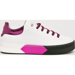 Pollini - Buty. Białe buty sportowe damskie marki Pollini, bez wzorów, ze skóry, sportowe. Za 879,90 zł.