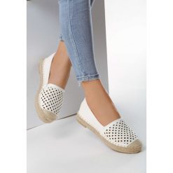 Białe Espadryle Collaborator. Białe espadryle damskie Born2be, bez wzorów, bez obcasa, na płaskiej podeszwie. Za 79,99 zł.