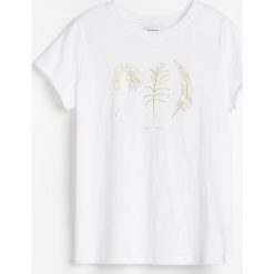 T-shirt z roślinnym nadrukiem - Biały. Białe t-shirty damskie Reserved, s, z nadrukiem, bez kołnierzyka. Za 29,99 zł.