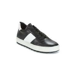 Buty Bikkembergs TRACK-ER 966 LEATHER. Czarne trampki męskie Bikkembergs, bez wzorów, bez zapięcia. Za 703,20 zł.