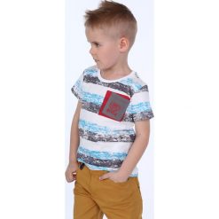 T-shirt chłopięcy w paski z kieszonką / niebieski NDZ4534. Niebieskie t-shirty chłopięce Fasardi, w paski, bez rękawów. Za 39,00 zł.