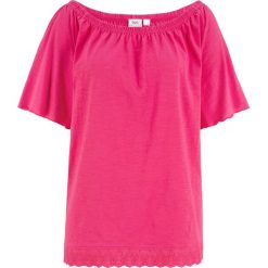 Shirt bawełniany "carmen" z ażurowym haftem bonprix ciemnoróżowy. Różowe koszulki damskie bonprix, z haftami, z bawełny, bez kołnierzyka. Za 32,99 zł.