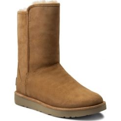 Buty UGG - A Abree Short II 1016589 W/Toas. Pomarańczowe kozaki damskie marki Ugg, na zimę, ze skóry, bez zapięcia. W wyprzedaży za 599,00 zł.