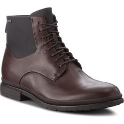Kozaki CLARKS - Londonpace Gtx GORE-TEX 261269307 Brown Leather. Brązowe glany męskie Clarks, z gore-texu. W wyprzedaży za 469,00 zł.
