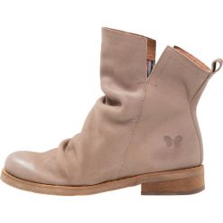 Botki damskie lity: Felmini SERPA Botki wax honey
