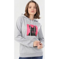 Szara Bluza Elinysha. Szare bluzy damskie Born2be, s, bez wzorów, bez rękawów, z kapturem. Za 69,99 zł.