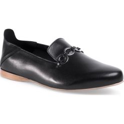 Lordsy SOLO FEMME - 11703-01-K50/000-03-00 Czarny. Czarne półbuty damskie Solo Femme, ze skóry, bez obcasa, na obcasie. W wyprzedaży za 239,00 zł.