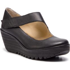 Półbuty FLY LONDON - Yasifly P500682000 Black. Czarne półbuty damskie Fly London, bez wzorów, ze skóry, bez obcasa, na koturnie, bez zapięcia. Za 449,00 zł.
