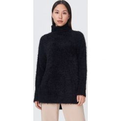Puszysty sweter z golfem - Czarny. Czarne golfy damskie Sinsay, s. Za 69,99 zł.