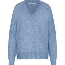 Sweter o luźnym kroju. Swetry damskie Greenpoint, bez wzorów, z elastanu, bez rękawów, bez kaptura. Za 129,99 zł.