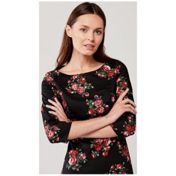 Sukienka Asteria Pavonia 32 czarny. Czarne sukienki damskie Marie Zélie, s, w paski, z elastanu, klasyczne, z kontrastowym kołnierzykiem, bez rękawów, dopasowane. Za 327,00 zł.