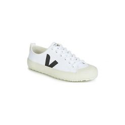 Buty Veja NOVA. Białe trampki i tenisówki damskie Veja, bez wzorów, bez zapięcia. Za 369,00 zł.
