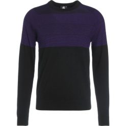 PS by Paul Smith Sweter black. Czarne bez kategorii marki PS by Paul Smith, m, z wełny. W wyprzedaży za 558,35 zł.