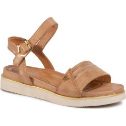 Sandały WRANGLER - Thalia Karen WL01593A Sand 025. Pomarańczowe klapki damskie Wrangler, bez wzorów, ze skóry ekologicznej, bez obcasa. Za 199,00 zł.