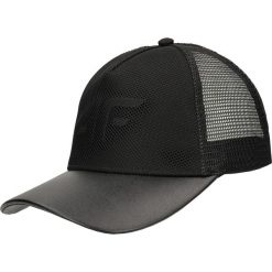 Czapka damska CAD203 - głęboka czerń. Czarne czapki z daszkiem damskie marki 4f, z materiału. Za 49,99 zł.