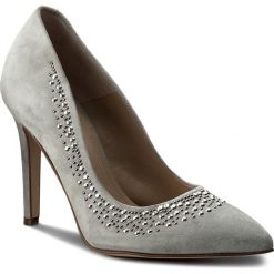 Szpilki SOLO FEMME - 34285-A7-G15/000-04-00 Szary. Szare półbuty damskie Solo Femme, bez wzorów, ze skóry, eleganckie, bez obcasa, na obcasie, bez zapięcia. W wyprzedaży za 189,00 zł.