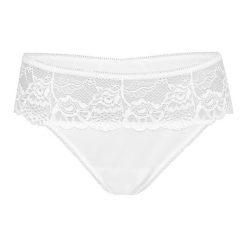 Stringi "Ula" w kolorze białym. Białe stringi damskie Kinga, m, w koronkowe wzory, z koronki. W wyprzedaży za 32,95 zł.