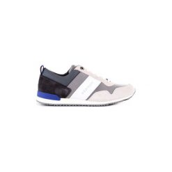 Buty Tommy Hilfiger FM02042. Szare trampki męskie TOMMY HILFIGER, bez wzorów, bez zapięcia. Za 215,38 zł.