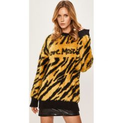 Love Moschino - Sweter. Żółte swetry damskie Love Moschino, s, bez wzorów, z wełny, bez rękawów, bez kaptura. W wyprzedaży za 1349,00 zł.