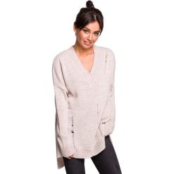 Sweter z dziurami - beżowy. Brązowe swetry damskie BE, s, bez wzorów, prążkowane, bez rękawów, bez kaptura. W wyprzedaży za 149,00 zł.