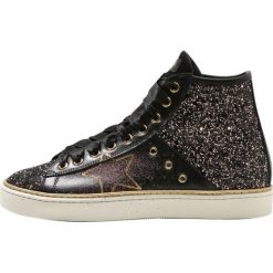 Trampki damskie slip on: Noclaim NINA Tenisówki i Trampki wysokie cipria stella pollock