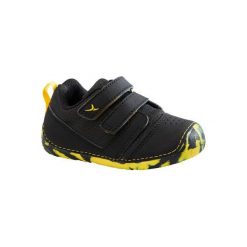 Buty 510 I LEARN BREATH. Czarne buciki niemowlęce DOMYOS, z poliesteru, bez zapięcia. Za 64,99 zł.