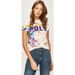 Polo Ralph Lauren - T-shirt. Białe bluzki damskie Polo Ralph Lauren, s, z nadrukiem, z bawełny, z okrągłym kołnierzem. W wyprzedaży za 329,90 zł.