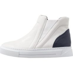 Pieces PSEBBA SHOE Ankle boot bright white. Białe botki damskie na zamek Pieces, z materiału. Za 459,00 zł.