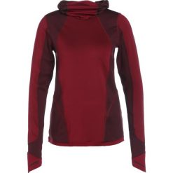 Under Armour REACTOR RUN BALACLAVA Koszulka sportowa black currant. Czerwone bluzki sportowe damskie Under Armour, m, z elastanu, z długim rękawem. W wyprzedaży za 356,15 zł.