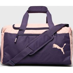 Puma - Torba sportowa. Fioletowe torebki damskie sportowe Puma, bez wzorów, sportowe, na ramię, bez dodatków. W wyprzedaży za 99,90 zł.