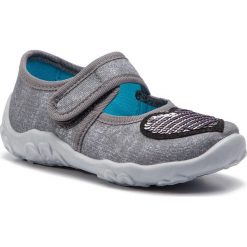 Kapcie SUPERFIT - 4-00280-20 M Grau. Szare sandały dziewczęce Superfit, z tworzywa sztucznego, bez zapięcia. Za 129,00 zł.