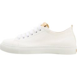 Trampki damskie slip on: CLOSED Tenisówki i Trampki white