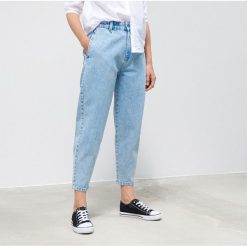 Denimowe spodnie slouchy - Niebieski. Niebieskie spodnie damskie House, z jeansu. Za 119,99 zł.