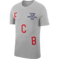 Nike Koszulka FCB M NK Tee SQUAD szara r. L (841718 050). Czerwone koszulki sportowe męskie marki Nike, s, z poliesteru. Za 79,00 zł.