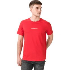Calvin Klein Instit Chest Koszulka Czerwony. Czerwone podkoszulki męskie Calvin Klein, m, z haftami, z bawełny, z krótkim rękawem. Za 147,95 zł.